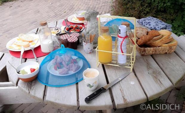 The Wee White Hoose Bed and Breakfast Oosternijkerk Εξωτερικό φωτογραφία