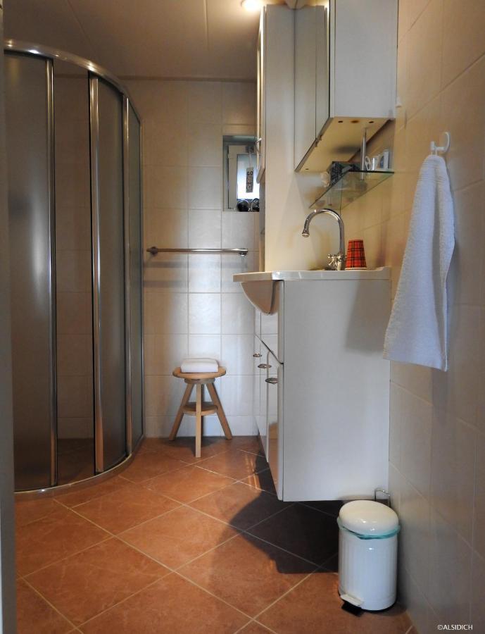 The Wee White Hoose Bed and Breakfast Oosternijkerk Εξωτερικό φωτογραφία